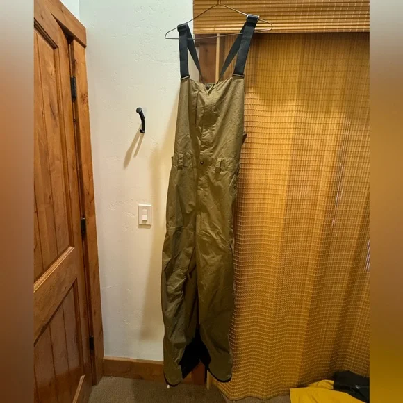 North Face Ski Bibs - Picture 2 of 4